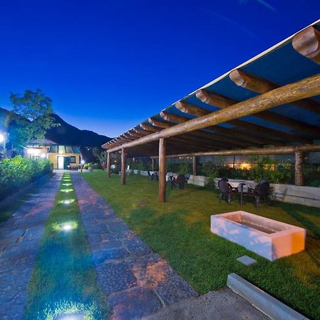 Bed and Breakfast Gli Dei Gemelli Аджерола Экстерьер фото